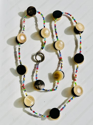 Collana bottoni corno - bottoni,