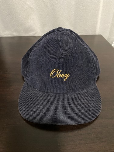 Cappello obey script - obey, logo