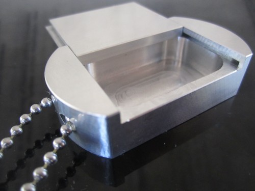 Magtag magno dogtag scatola - by,