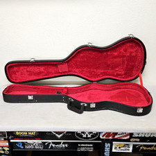 Vecchia custodia rigida nera