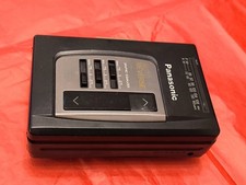 Panasonic RQ-V151 Lettore di cassette portatile AM / FM / retromarcia automatica