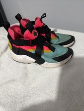 Size 7.5 - Nike Air Huarache