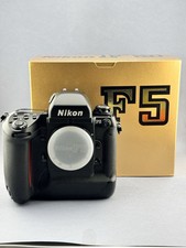 Nikon F5 Fotocamera analogica + MF-28 Dorso Multifunzione ⭐️⭐️⭐️⭐️⭐️