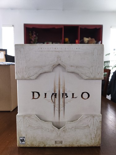 Diablo iii collector s - 3,