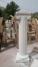 COLONNA CON CAPITELLO IONICO