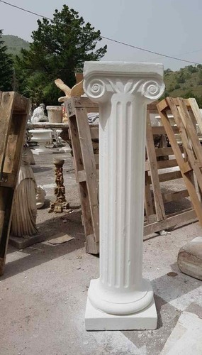 Colonna con capitello - con,