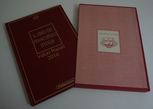 Libro dei francobolli - libro,