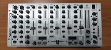 Behringer VMX1000 Pro Mixer DJ