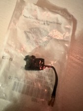 Interruttore  Sensore  Freno  Anteriore Per Stop Post.Harley Davidson  71500118