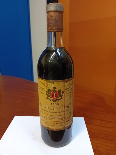 Antica bottiglia vino - antica, rosè