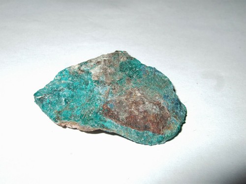 Minerali grezzi - -,