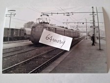 Fotografia Stazione di Carmagnola Convoglio di Elettromotrici ALe 840 e rimorchi