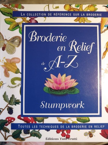 Broderie relief a z - en, de