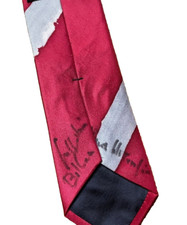 Cravatta in seta dipinta a mano nuova con etichette Guggenheim Museum Bilboa Spagna firmata Eukene Urcanefui