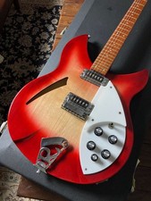 Gutiar elettrico Rickenbacker