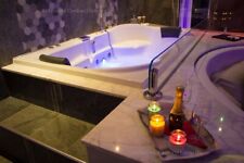 Voucher Notte con APERICENA Romantica in Suite con Vasca Idromassaggio 2 posti