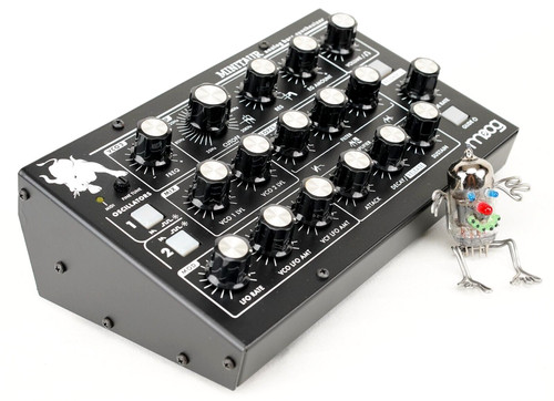 Moog minitaur desktop - moog,