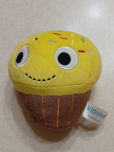 Kidirobot heidi kenney cupcake - heidi,