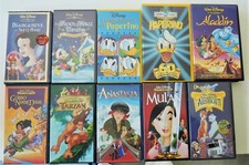 Walt Disney VHS lotto 10 film/cartoni animati - buone/ottimo stato