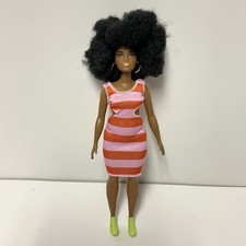 Fashionistas barbie doll - barbie,
