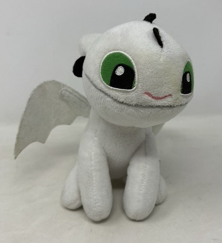 Light fury dreamworks come - fury,