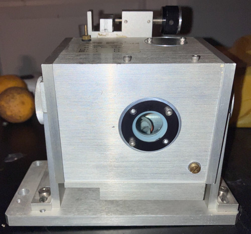 Generatore armonico laser