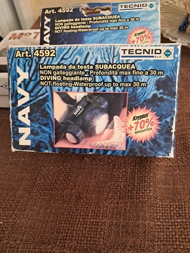 Lampada testa subacquea - lampada,