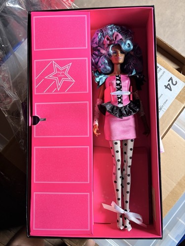 Jem and the holograms - jem,