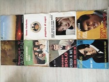 8 Dischi Vinile 45 Giri. Anni 70-80. Con copertina originale.