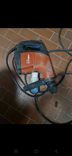Trapano tassellatore con