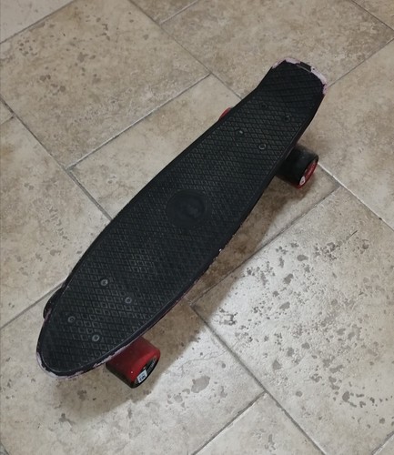 Skateboard bicolore rosso - bicolore, e