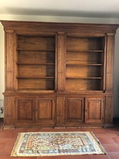 elegante libreria del 600, 2 sportelli a due ante.  2 colonne apertura segreta