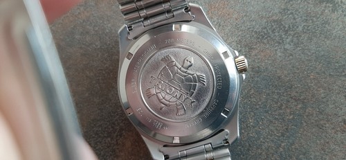 Vecchio orologio polso - vecchio,