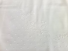 Raffinato lenzuolo bianco