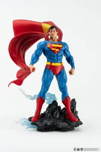 Superman pvc statue 8 - superman,