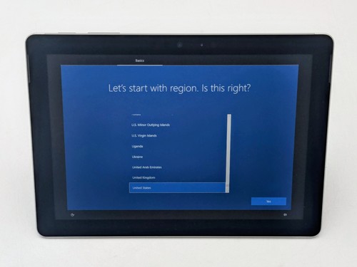 Microsoft surface in 1 - surface, go