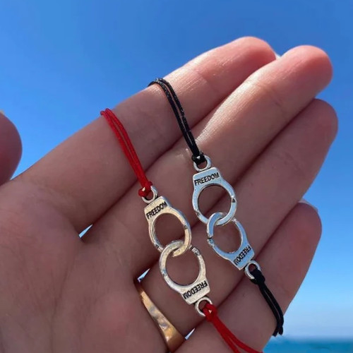 Bracciale con ciondolo - , manette