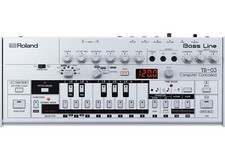 Roland bass line synth - tb-03,