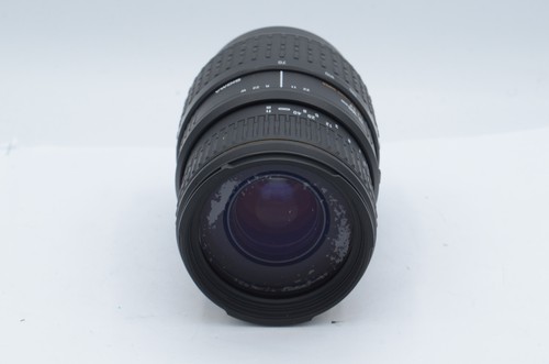 Sigma 300 5 6 - mm, f/4-5.6
