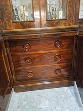 Vetrina e mobile stile impero