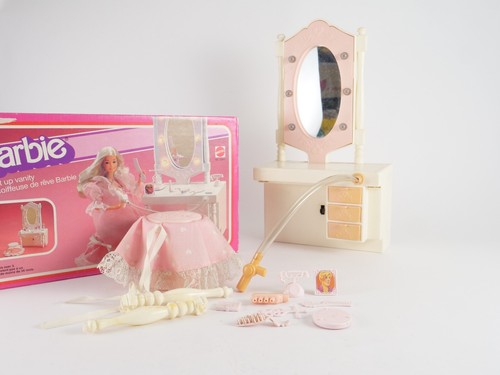 Barbie 5847 beauty - beauty, center