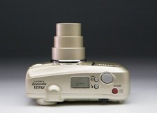 YASHICA BRAVA ZOOMATE 120 SE