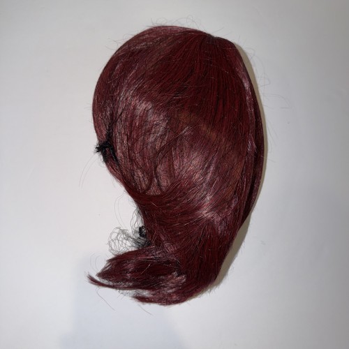 Parrucca corta rossa bordeaux