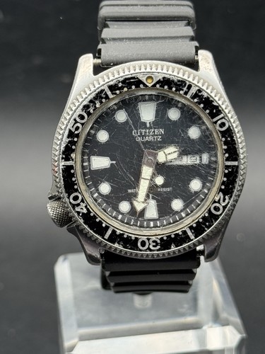 Citizen quartz water resistano