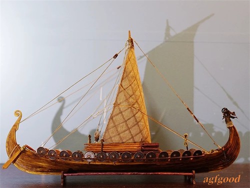 Viking sailboat dragon - dragon, 1:50