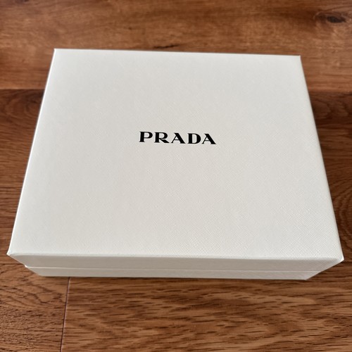 Prada confezione regalo verde - prada,