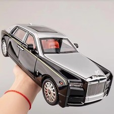 Modellino auto fantasma 1:18