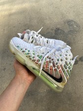Nike LeBron 17 'Air Command