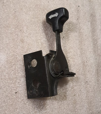 LEVA APERTURA COFANO POSTERIORE ALFA 75 Alfa Romeo apertura baule