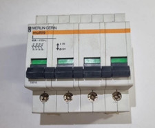 Interruttore Sezionatore quadripolare Merlin Gerin 15016